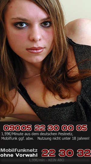 09005 22 30 00 05 Junge sinnliche Frau will statt Telefonsex lieber mit Dir flirten.