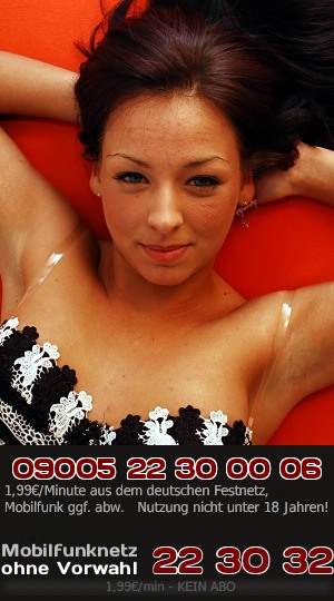 09005 22 30 00 06 Eine Frau mit Erfahrung sagt, beim Flirt zu entspannen, ist besser als pure Erotik beim Telefonsex.