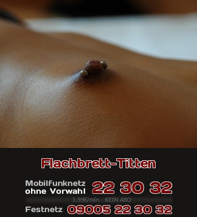 Flachbrett-Titten Knabenhafte Girls mit Titten wie ein Flachbrett